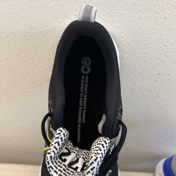 NIKE CT2357-100 Men’s Sz 10.5M REACT INFINITY RUN FLYKNIT 2 Running Shoes $160 - Picture 10 of 13